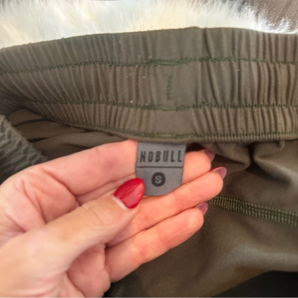 NOBULL Project - Army Green Joggers Size Small #422 - Picture 3 of 5